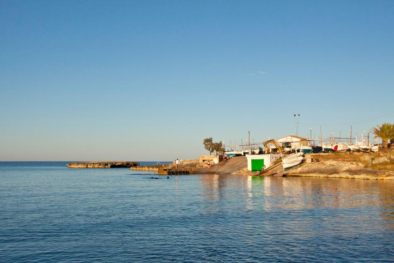 Bj Cala Morlanda Estudios (Adults Only) С'Іллот Екстер'єр фото